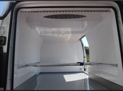 Opel Vivaro K0 Frischdienst mit elektrischer Kühlung Detail 1